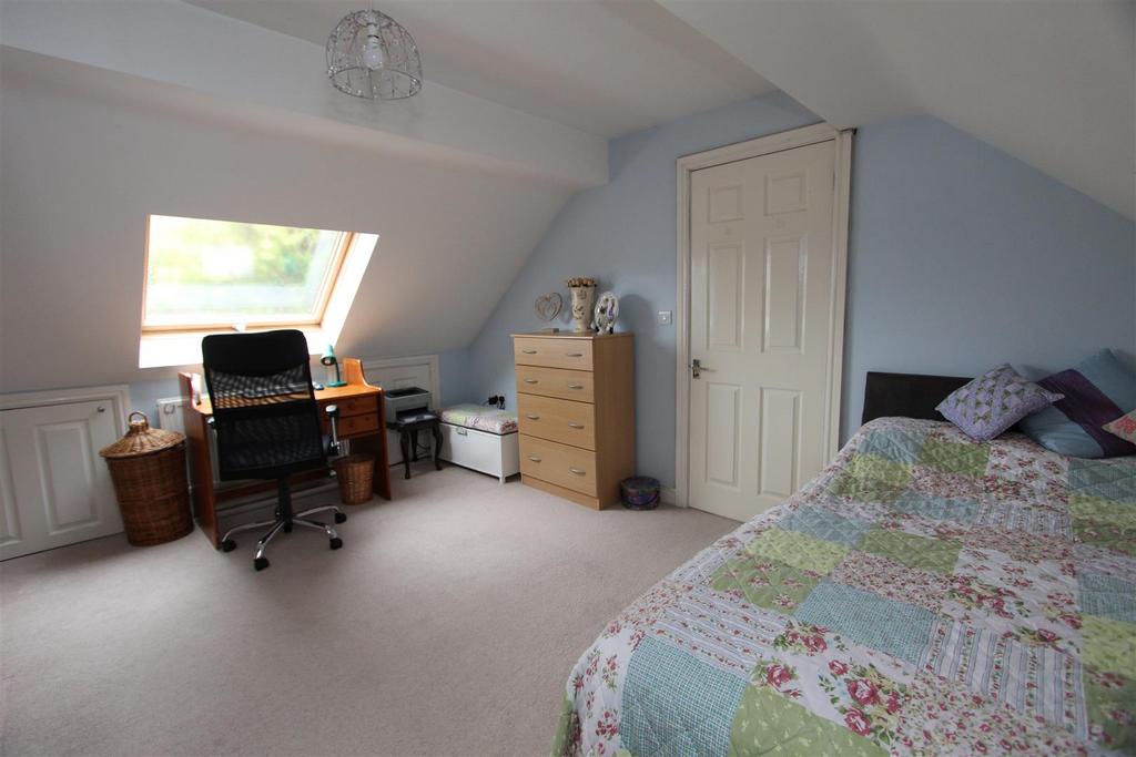 Bedroom 2...JPG