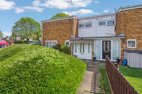 74 Leaves Spring, Stevenage, SG2 9BH