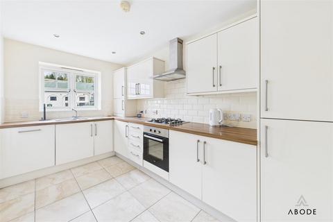 4 bedroom townhouse for sale, Uttoxeter Road, Stoke-On-Trent ST11
