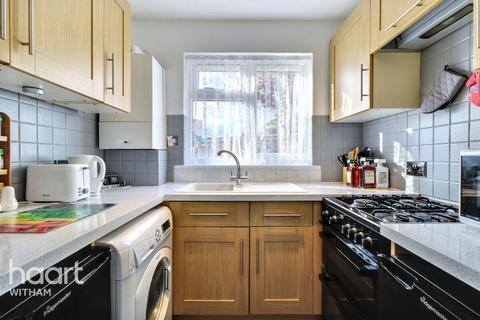 124 Broadway, Silver End, Witham, CM8 3XW