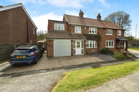 4 bedroom semi-detached house for sale, Plantation Drive, North Ferriby