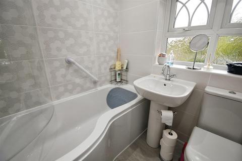 4 bedroom semi-detached house for sale, Plantation Drive, North Ferriby