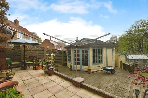 4 bedroom semi-detached house for sale, Plantation Drive, North Ferriby