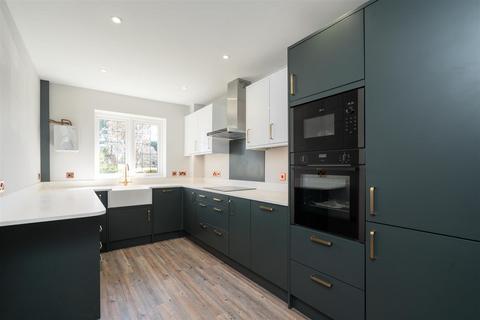 2 bedroom apartment for sale, Avenue Road, Dorridge