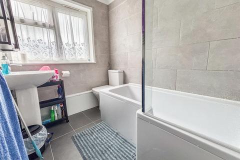 20 Reddall Close, Bedford, MK42 0LY