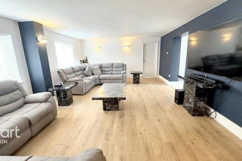 6 bedroom detached house for sale, Church Street, Ilkeston