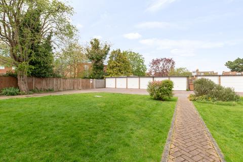 5 Brendon, Sidcup, DA14 6DD