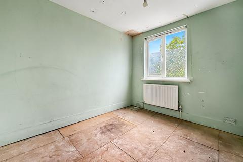 72 Arnold Street, Brighton, BN2 9XT