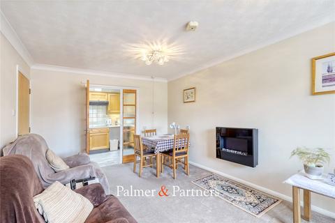 1 bedroom bungalow for sale, Gladstone Court, Chelmsford CM2