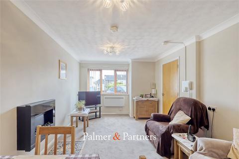 1 bedroom bungalow for sale, Gladstone Court, Chelmsford CM2