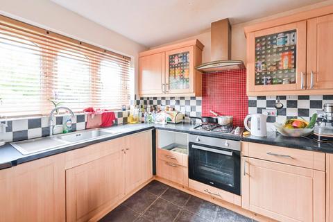 3 bedroom end of terrace house for sale, Hambleton Close, Worcester Park, KT4