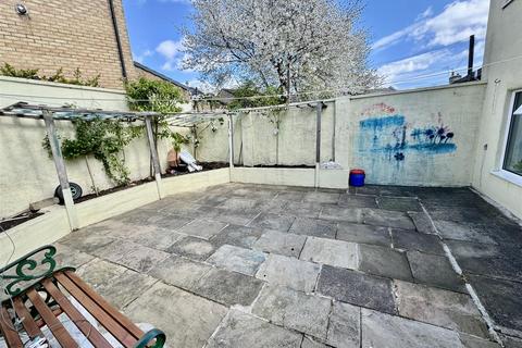 12 Ashbourne Road, Keighley, BD21 1LD