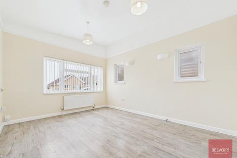 2 bedroom bungalow to rent, Lime Grove, Killay, Swansea, SA2