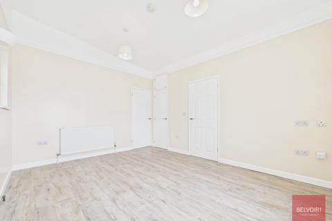 2 bedroom bungalow to rent, Lime Grove, Killay, Swansea, SA2