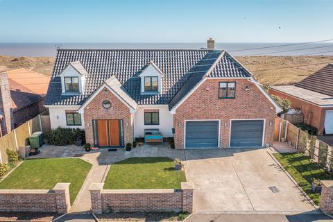 undefined, Winterton-on-Sea