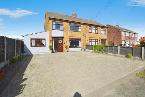 undefined, Brigg Road, Messingham
