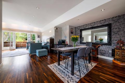 3 bedroom apartment for sale, Redington Road, Hampstead Village