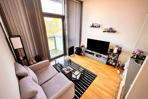 undefined, Clippers Quay, Salford, Greater Manchester, M50 3BN