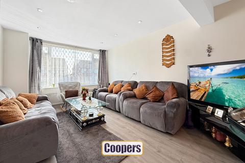 152 Armscott Road, Coventry, CV2 3AP
