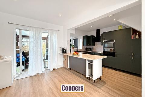 152 Armscott Road, Coventry, CV2 3AP