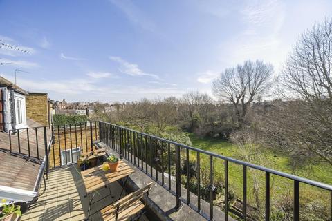 3 bedroom flat for sale, Broadhurst Gardens, South Hampstead, London, NW6