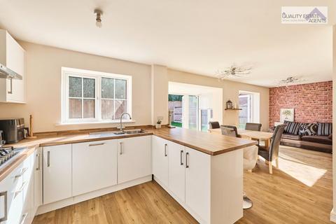 4 bedroom detached house for sale, 9 St. Dominics Place, Stoke-On-Trent ST4