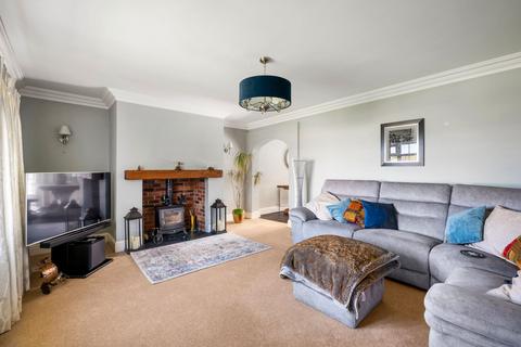 3 bedroom detached bungalow for sale, Courtfield Close, Sudbrooke, LN2