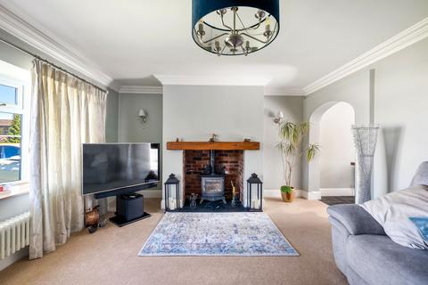 3 bedroom detached bungalow for sale, Courtfield Close, Sudbrooke, LN2