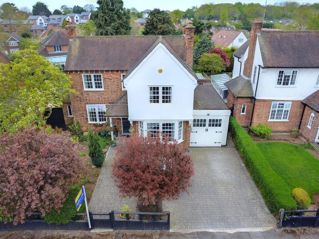 19 Parkside Front Photo - New.jpg