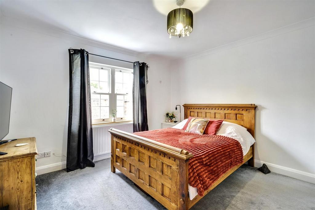 Bedroom 2 2.jpeg