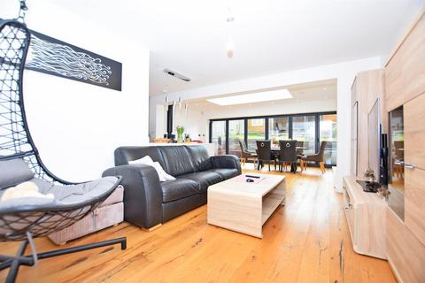undefined, Barnaby Terrace, Rochester