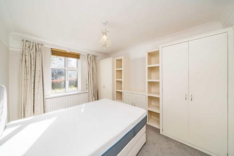 2 bedroom flat for sale, Rosemary Gardens, London SW14