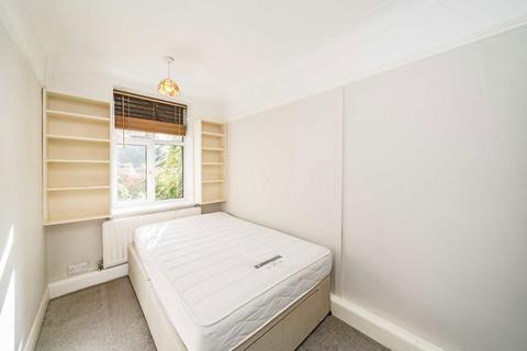 2 bedroom flat for sale, Rosemary Gardens, London SW14