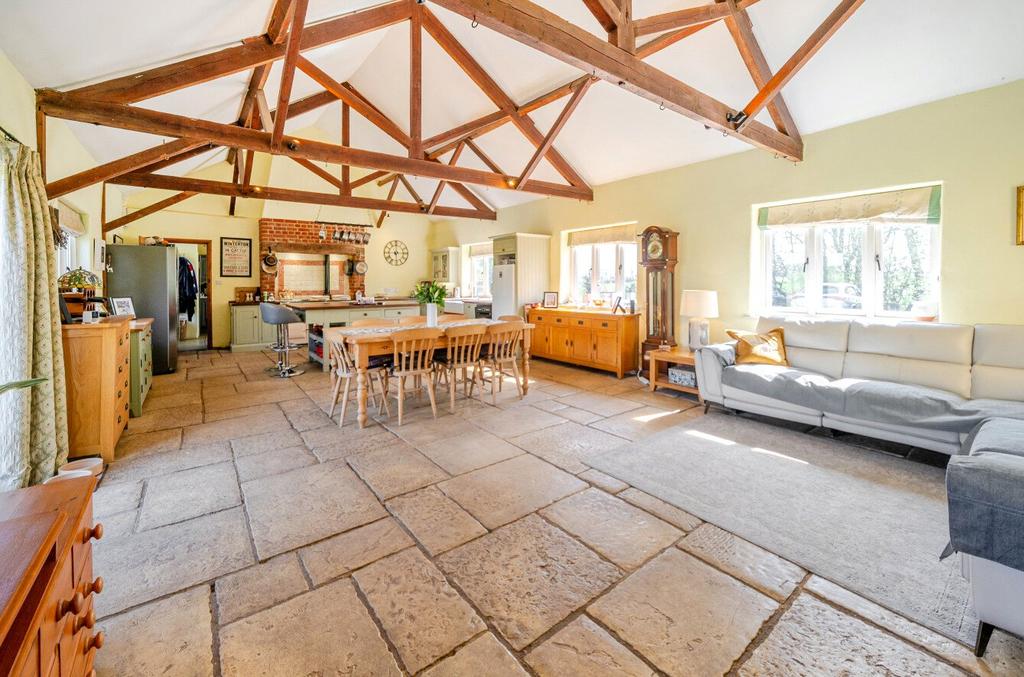 Kitchen/Family Room