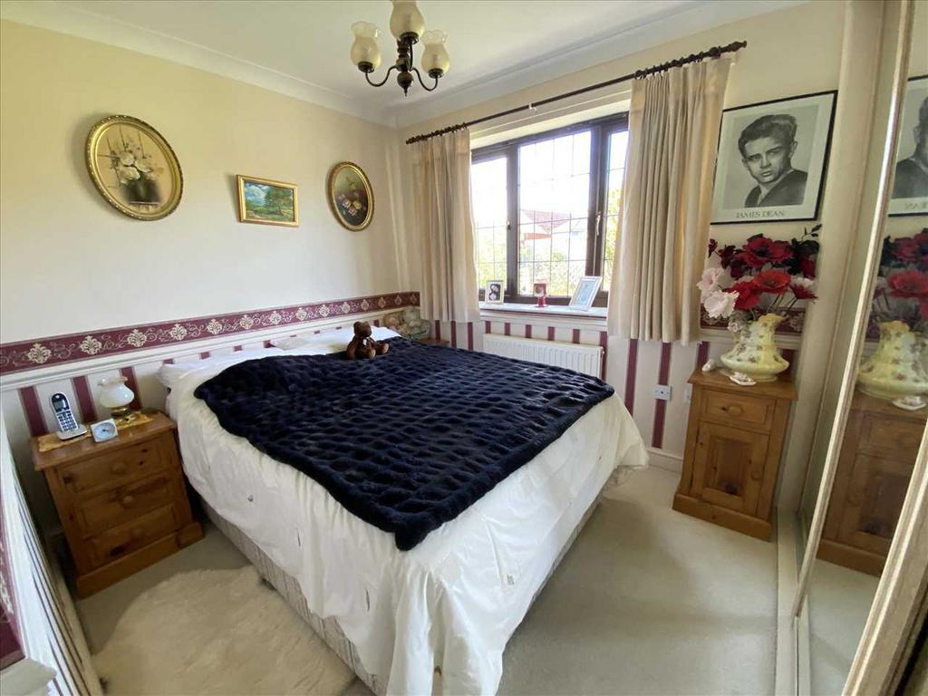 Bedroom 1: