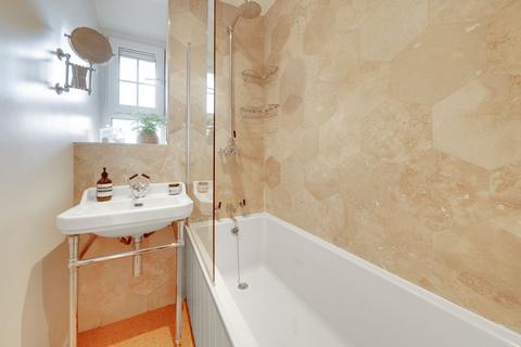Flat 1, Hurlock House Hurlock Street, London, N5 1EX