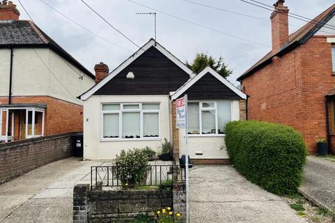2 bedroom detached bungalow for sale, Green Lane, Thatcham RG19