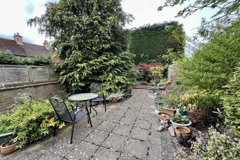 2 bedroom detached bungalow for sale, Green Lane, Thatcham RG19