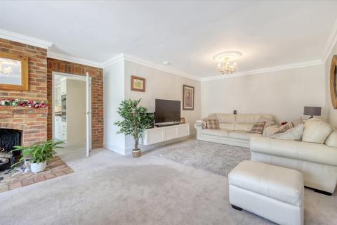 Briar Glen Ship Road, West Hanningfield, Chelmsford, CM2 8UZ
