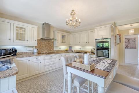 Briar Glen Ship Road, West Hanningfield, Chelmsford, CM2 8UZ