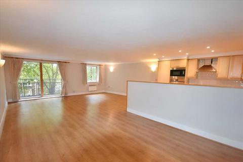 2 bedroom flat for sale, Chiswick High Road, Chiswick