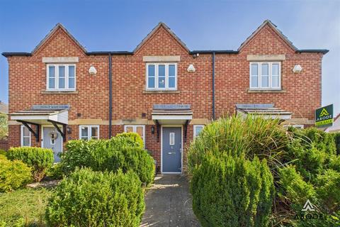 2 bedroom townhouse to rent, Blakeley Close, Rugeley WS15