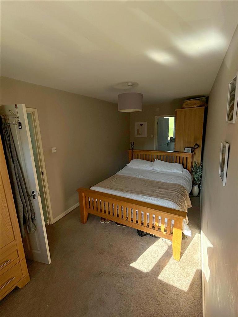Bedroom2.jpg
