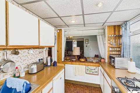 2 bedroom end of terrace house for sale, Uplands Road, Woodford Green