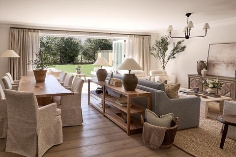 5 bedroom detached house for sale, Charleston Place, Hayes Grove, Shiplake, RG9.
