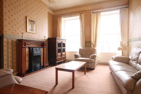 2 bedroom apartment to rent, St Thomas Crescent, City Centre
