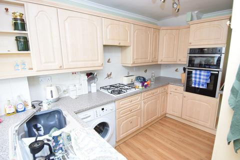 3 bedroom semi-detached house for sale, Glendale Road, Durrington, SP4 8EP