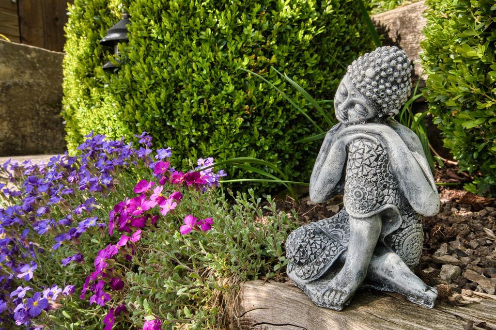 Garden detail.jpg