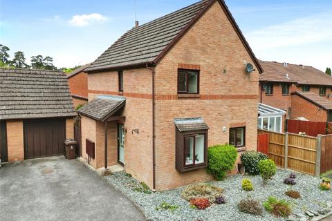 3 bedroom link detached house to rent, St. Andrews Close, Berkshire RG45