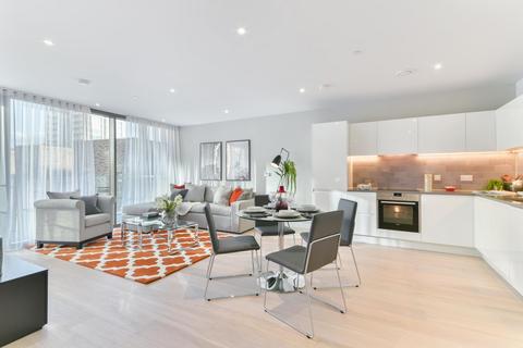 2 bedroom apartment to rent, Windlass House, Royal Wharf, London, E16